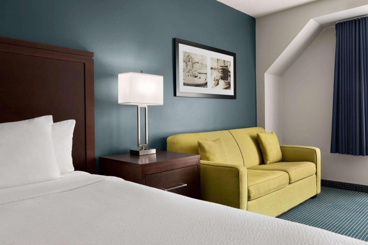 Days Inn By Wyndham Sarnia Harbourfront Eksteriør billede