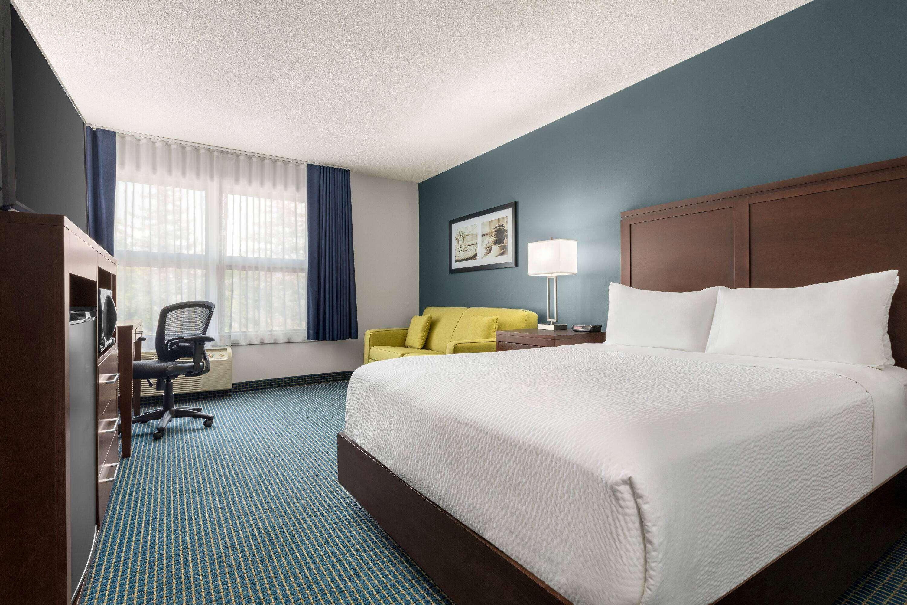 Days Inn By Wyndham Sarnia Harbourfront Eksteriør billede
