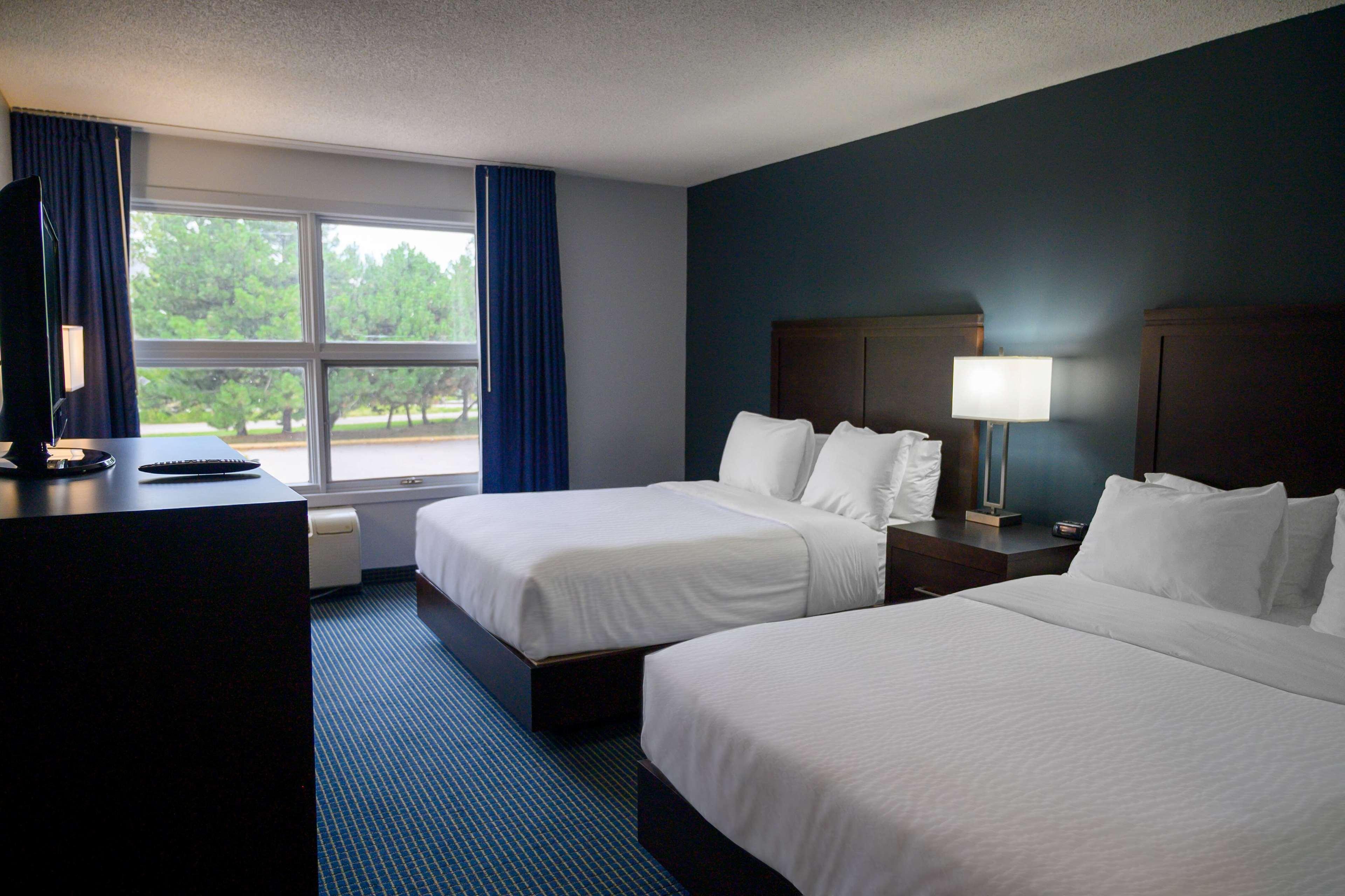 Days Inn By Wyndham Sarnia Harbourfront Eksteriør billede