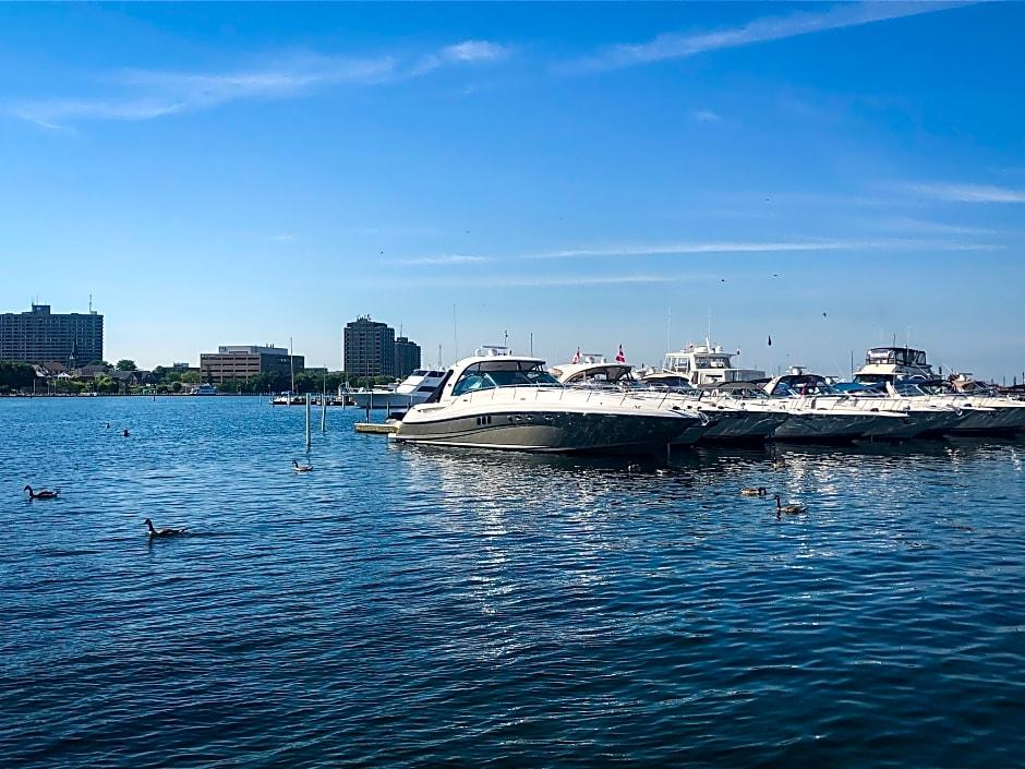 Days Inn By Wyndham Sarnia Harbourfront Eksteriør billede