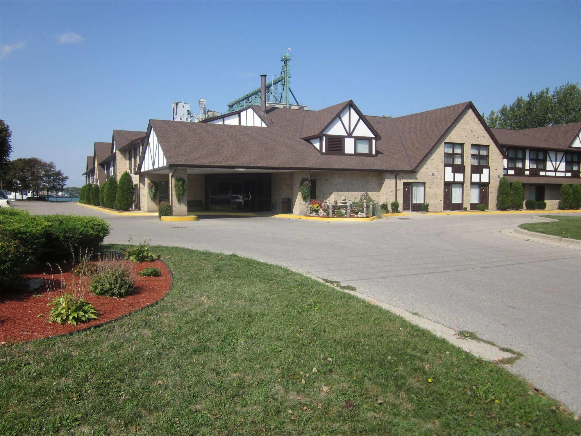 Days Inn By Wyndham Sarnia Harbourfront Eksteriør billede
